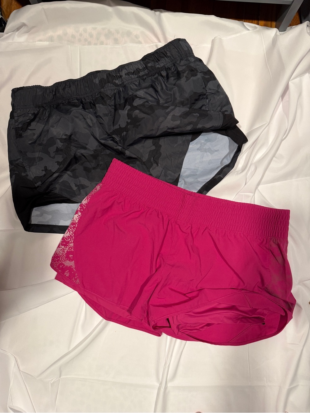 Lot of 2 Athletic Running Shorts — Black Camo & Hot Pink sz XL
